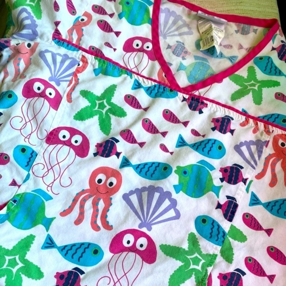 UA Scrubs Octo Starfish Melon Scrub Top